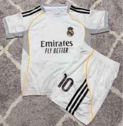 2026年最新】エムバペ ユニフォーム レアルの人気アイテム - メルカリ