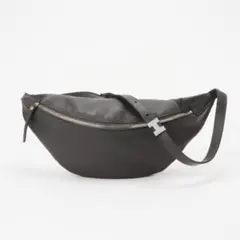 2026年最新】iacucci ポーチの人気アイテム - メルカリ