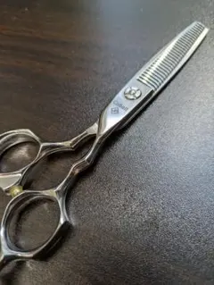 2026年最新】美容師 シザーの人気アイテム - メルカリ