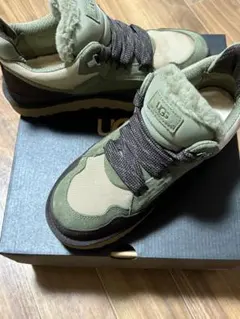 2026年最新】UGGファースニーカーの人気アイテム - メルカリ