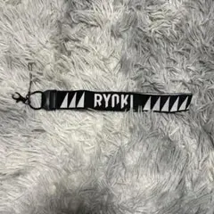 2026年最新】ハンドストラップ ビーファーストの人気アイテム - メルカリ