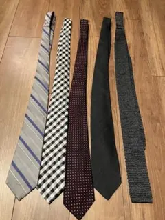 2026年最新】charvet ネクタイの人気アイテム - メルカリ