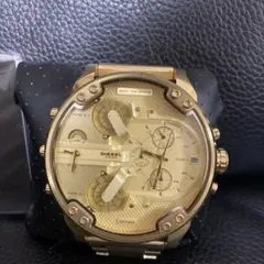 2026年最新】ディーゼル 腕時計 ゴールドの人気アイテム - メルカリ