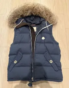 2026年最新】MONCLER Vの人気アイテム - メルカリ