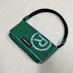 2026年最新】freitag Lauraの人気アイテム - メルカリ