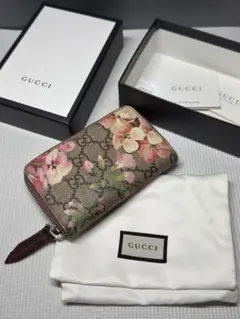 2026年最新】GUCCIキーケース花柄の人気アイテム - メルカリ