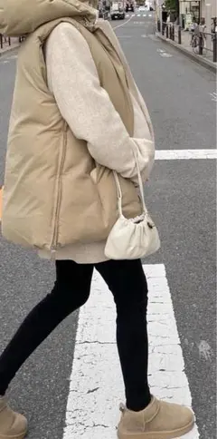 2026年最新】HAKuu ダウンベストの人気アイテム - メルカリ