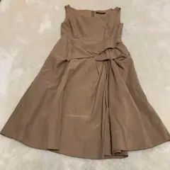 2026年最新】フォクシー リネン ワンピースの人気アイテム - メルカリ