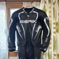 2026年最新】ベリック レーシングスーツ 54の人気アイテム - メルカリ
