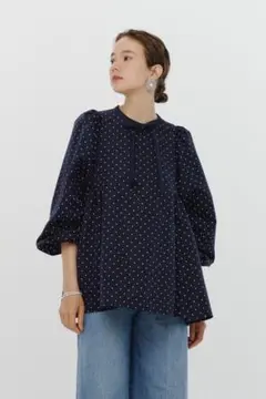 2026年最新】yori サイドギャザーブラウスの人気アイテム - メルカリ