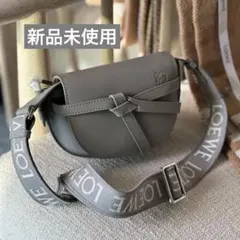 2026年最新】ロエベノットチャームの人気アイテム - メルカリ