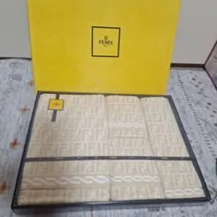 2026年最新】fendi 毛布の人気アイテム - メルカリ