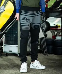 2026年最新】マーク＆ロナ パンツの人気アイテム - メルカリ