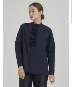 2026年最新】yori ブラウス shiroconの人気アイテム - メルカリ