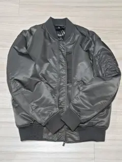 2026年最新】uniqlo +j ma-1 ハイブリッドダウンの人気アイテム - メルカリ