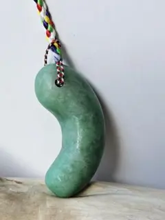 2026年最新】糸魚川翡翠 勾玉 ロウカンの人気アイテム - メルカリ