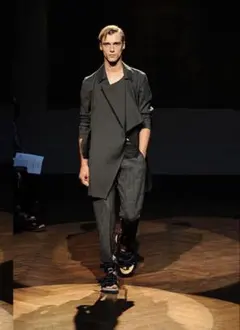 2026年最新】ジュリアーノフジワラ コートの人気アイテム - メルカリ