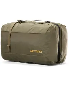 2026年最新】ARC'TERYX トラベルポーチの人気アイテム - メルカリ