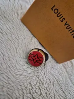 2026年最新】ヴィトン ピンバッチの人気アイテム - メルカリ