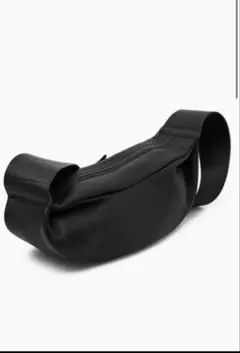 2026年最新】COS ボディバッグ・ウエストポーチの人気アイテム - メルカリ