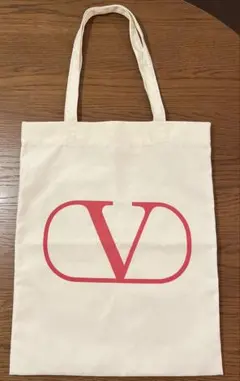 2026年最新】VALENTINO エコバッグの人気アイテム - メルカリ