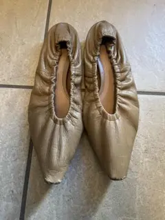 2026年最新】Bottega Veneta カラー：ブラウン系 フラットシューズ