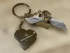 2026年最新】バーバリー キーホルダーの人気アイテム - メルカリ