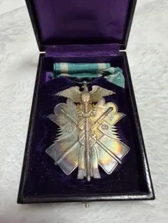 2026年最新】功七級金鵄章の人気アイテム - メルカリ