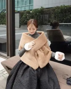 2026年最新】hyeon ストールの人気アイテム - メルカリ