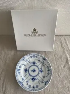 2026年最新】ロイヤルコペンハーゲンブルーフルーテッドフルレースの