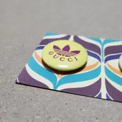 2026年最新】gucci adidas 缶バッジの人気アイテム - メルカリ