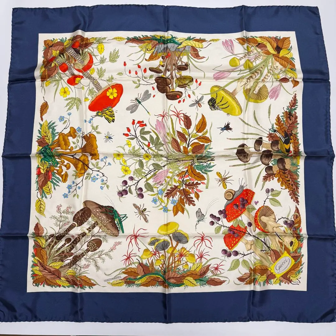 2026年最新】グッチ スカーフ きのこの人気アイテム - メルカリ