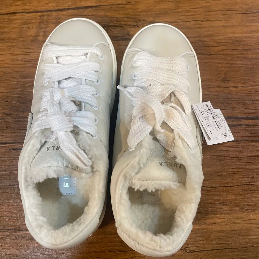 2026年最新】フルラ furla ムートンの人気アイテム - メルカリ