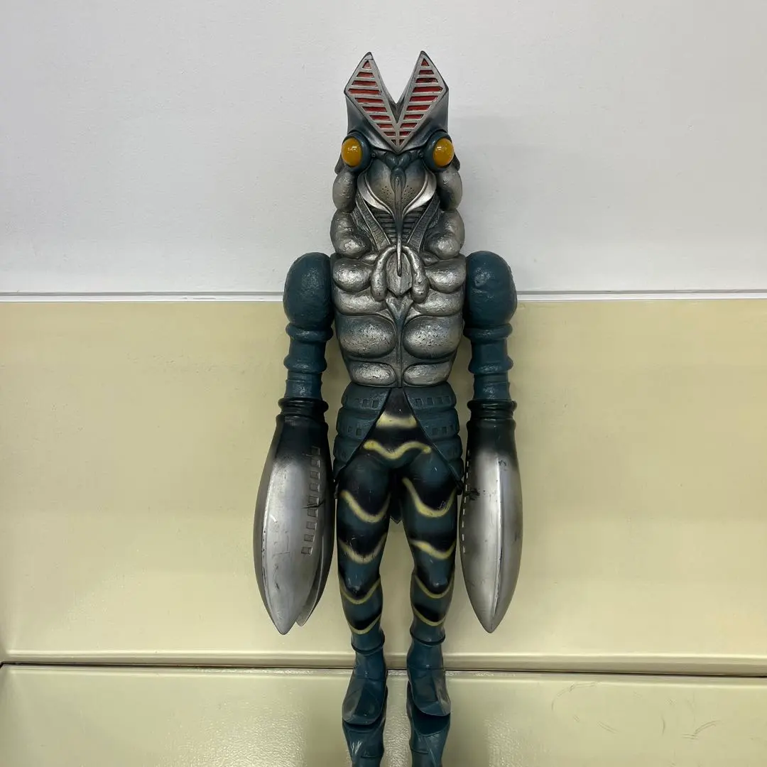 2026年最新】ジャイアントバルタン星人の人気アイテム - メルカリ