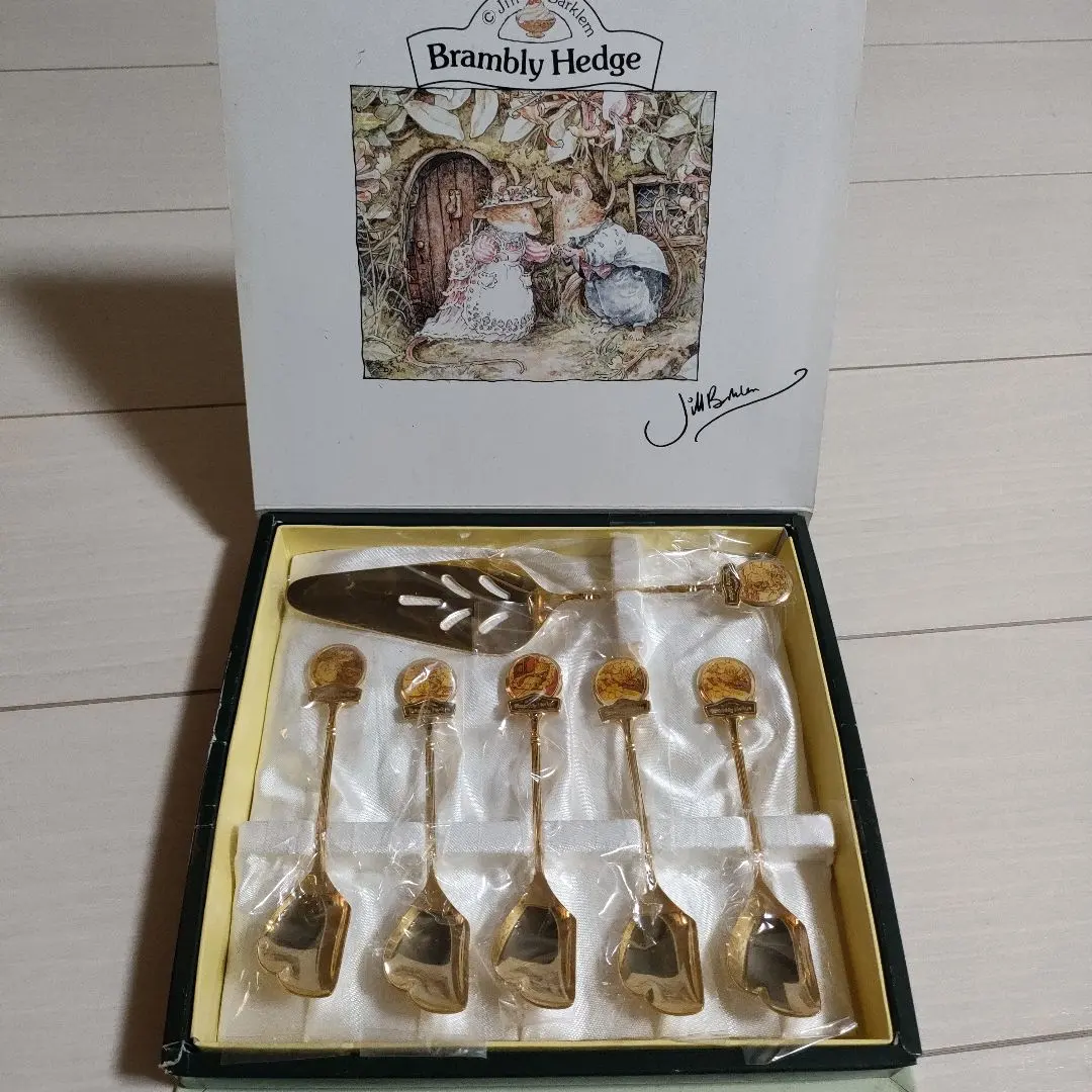 2026年最新】Brambly Hedge スプーンの人気アイテム - メルカリ