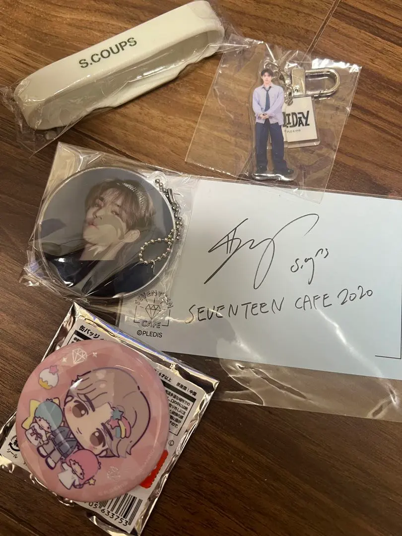2026年最新】seventeen エスクプス バパケの人気アイテム - メルカリ