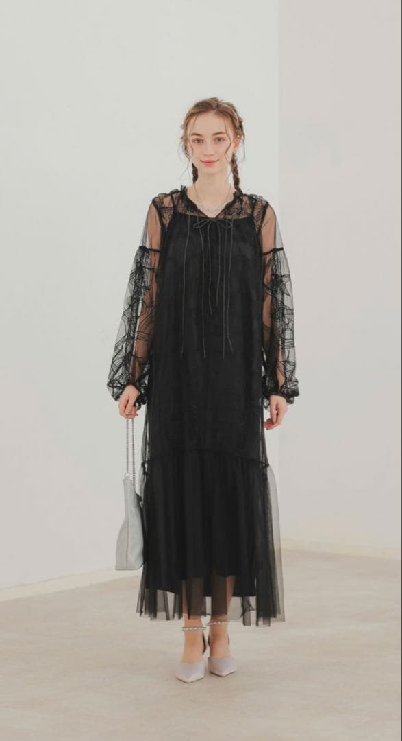 ★新品タグ付き★リボンエンブロイダリーレイヤードドレス セール】リボンエンブロイダリーレイヤードドレス マタニティ 妊婦