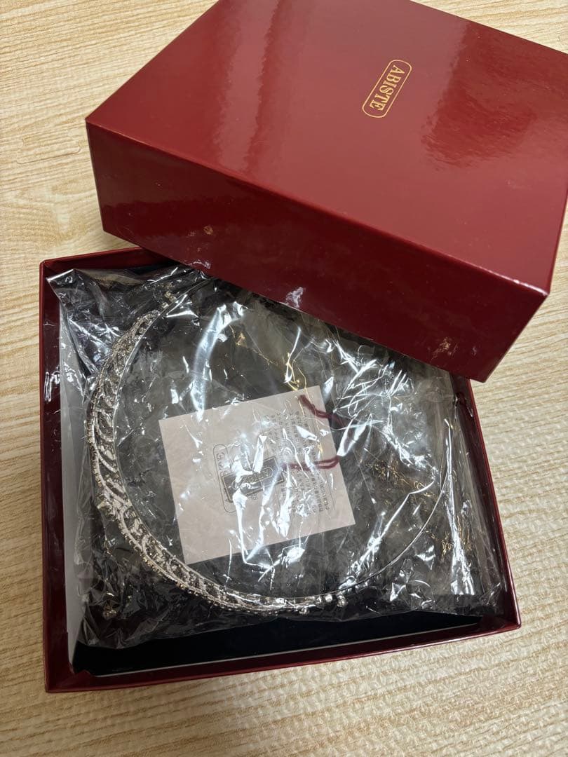 美品】ABISTE ウェディング ティアラ ワタベウェディング - メルカリ