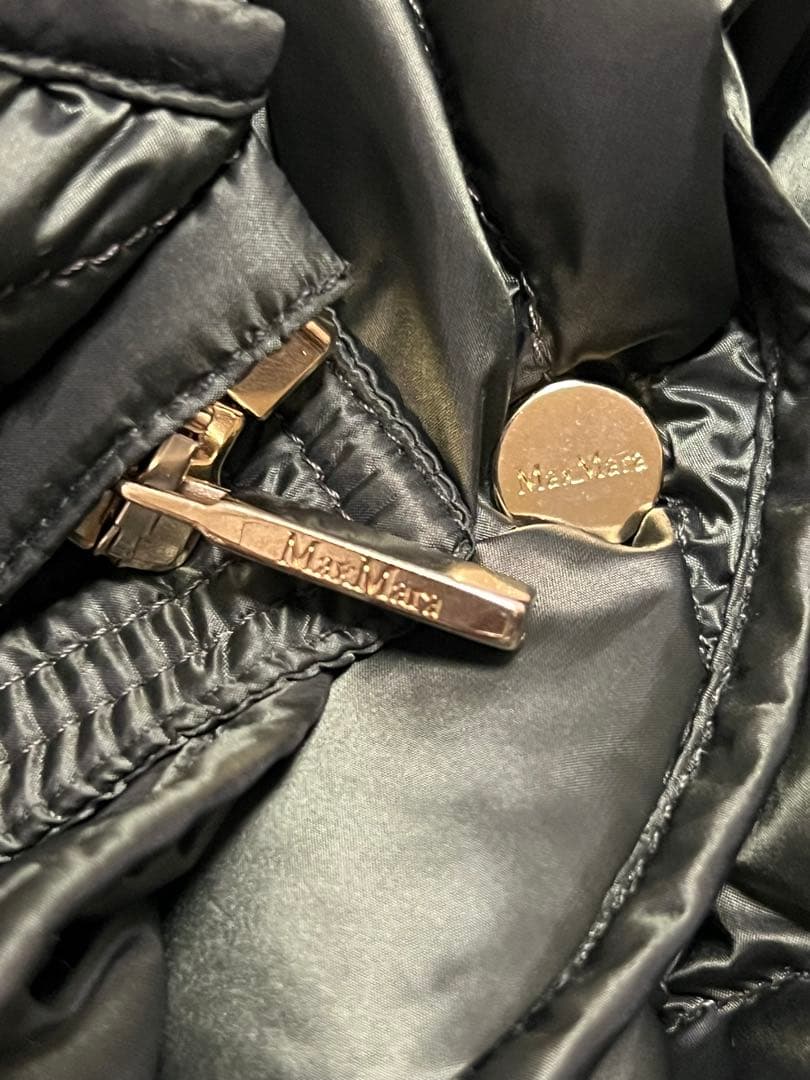 宝物様専用マックスマーラTha Cube ポンチョダウン カーキ Mサイズ