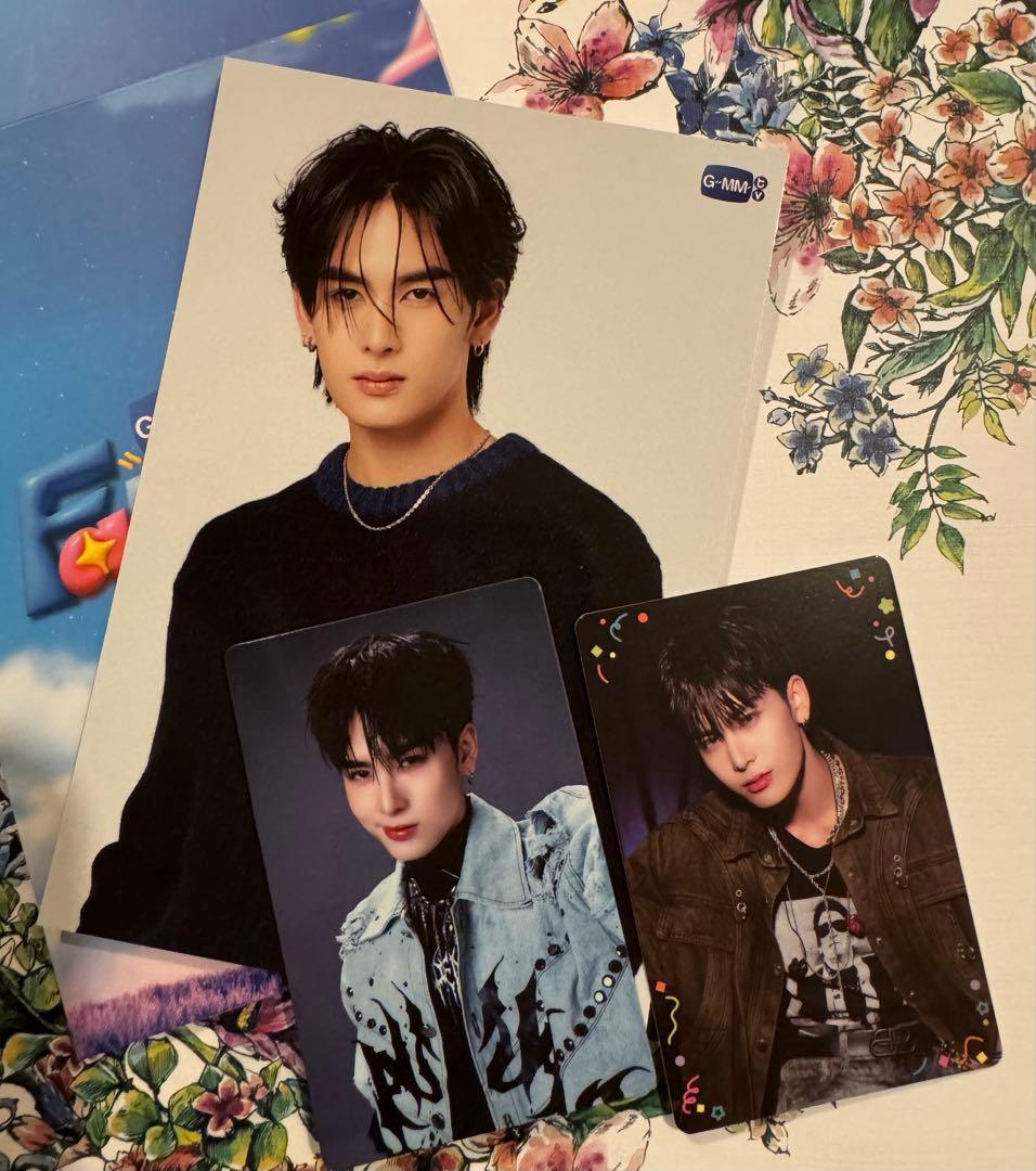 GMM Santa トレカ ポストカード - メルカリ