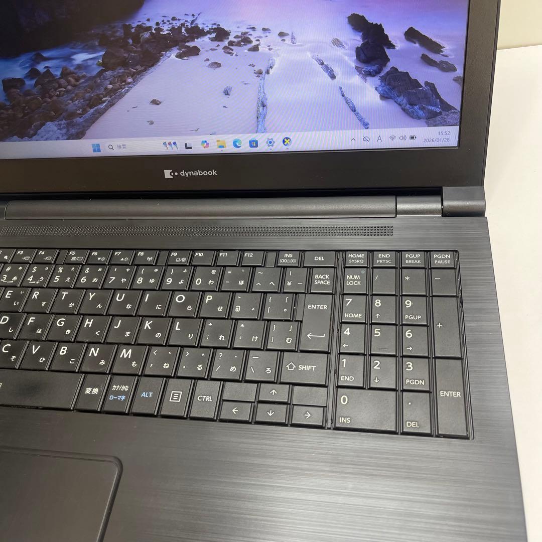 928 東芝 Dynabook B65/EP i7-8665U 8GB 256 - メルカリ