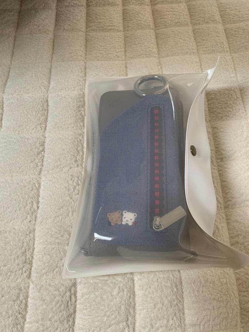 ファミリア　ajewコラボスマホケース ajew×ファミリア」コラボのスマホケースとバッグが見逃せない【明日