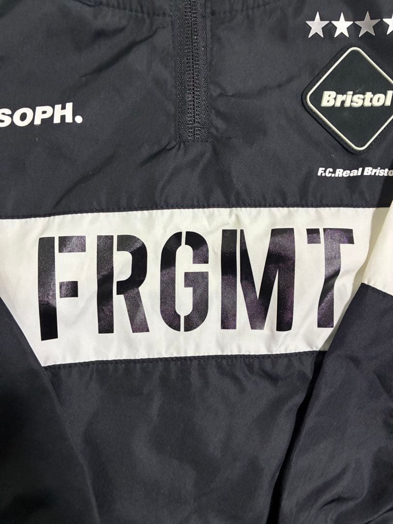 F.C.Real Bristol フード付きジャケット 黒/白