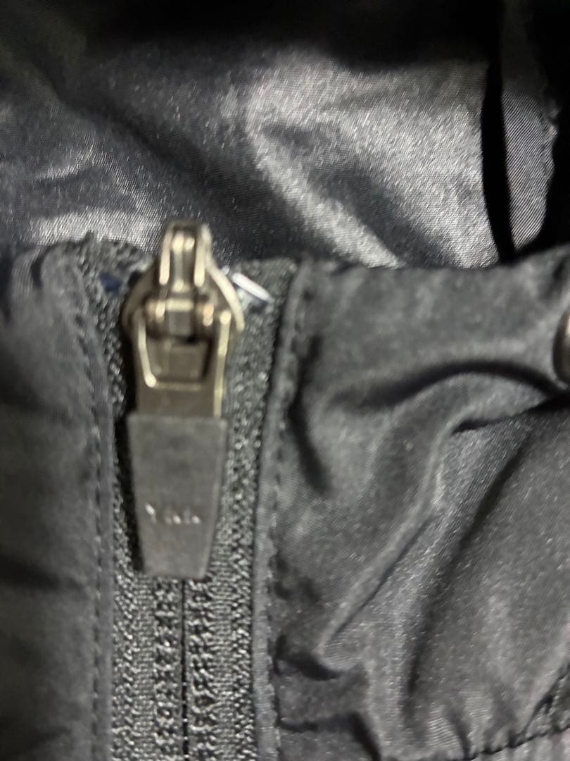 F.C.Real Bristol フード付きジャケット 黒/白