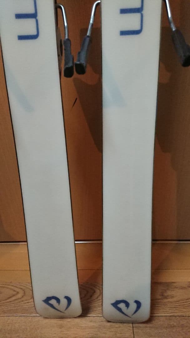 ID ONE MR-J 140㎝ ソール約265～285㎜ モーグル スキー板 - メルカリ