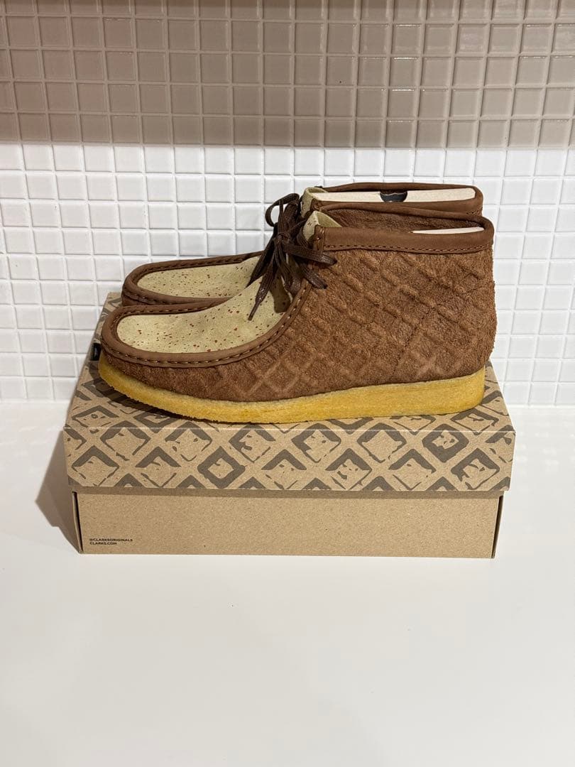 【新品未使用】27.5cm クラークス ワラビー sweet chick NAS