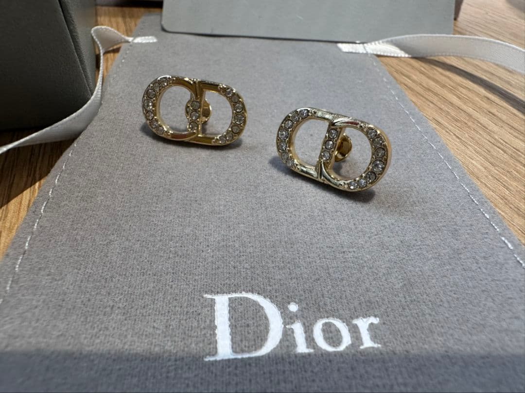 Dior CDロゴ ピアス ゴールド ラインストーン クリスチャンディオール Christian Dior CDロゴ ラインストーン ピアス