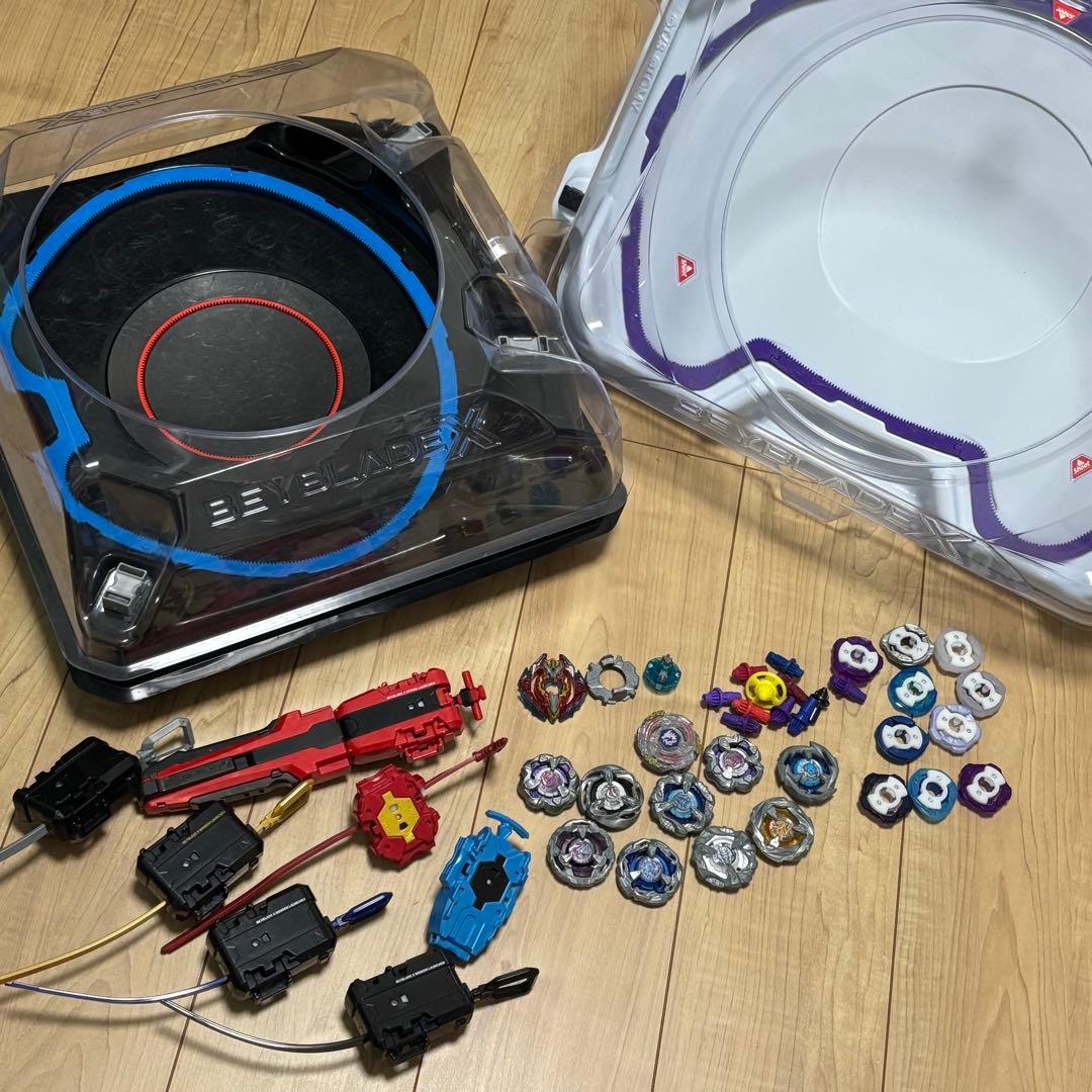 ベイブレード　まとめ売り　ベイブレードX ランチャー　スタジアム ベイブレードX まとめ売り スタジアム ランチャー ベイブレード多数