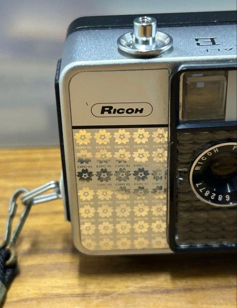 ジャンク】RICOH AUTO HALF E EXPO '70大阪万博モデル - メルカリ