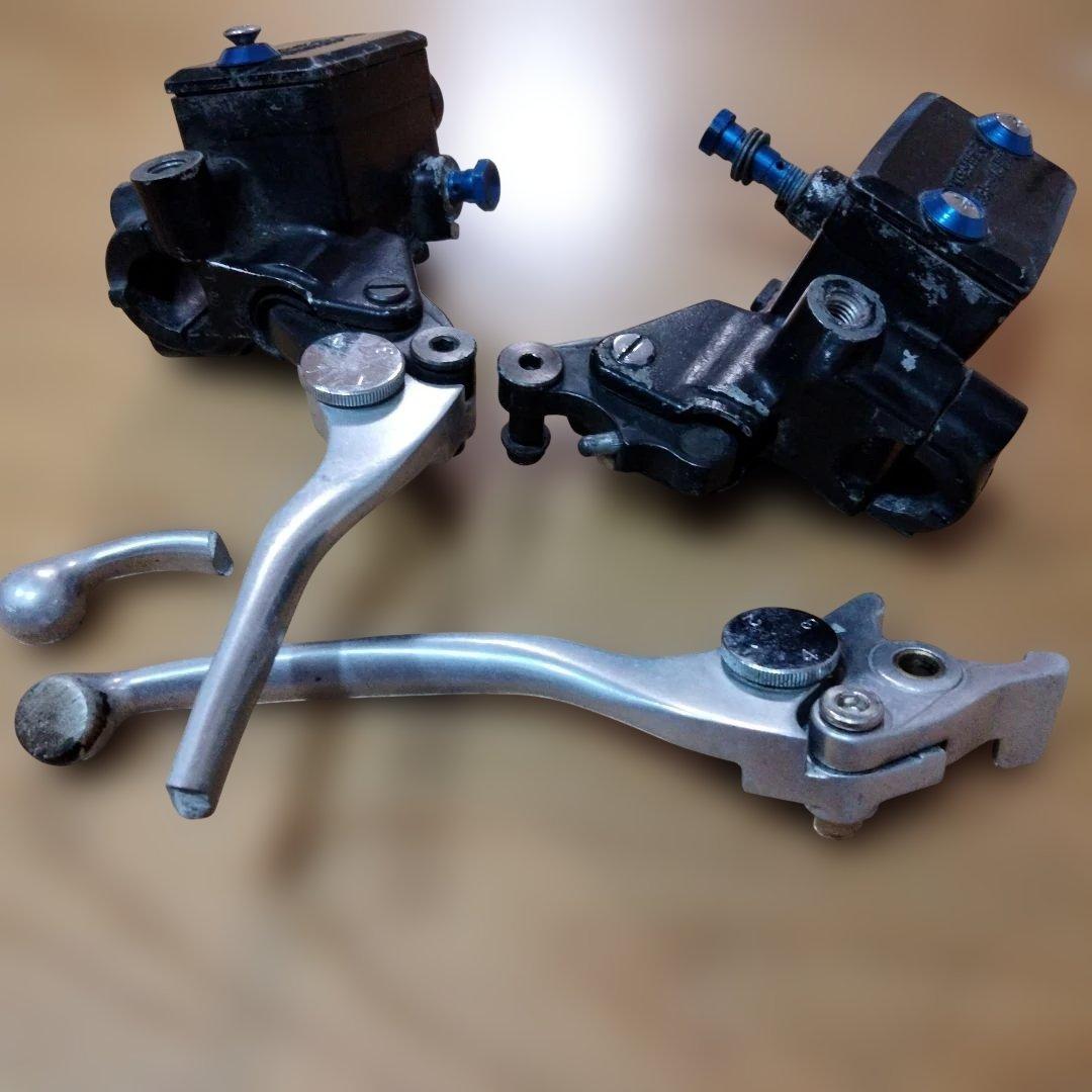 カワサキ】 ブレーキ クラッチ マスターシリンダー ジャンク - メルカリ